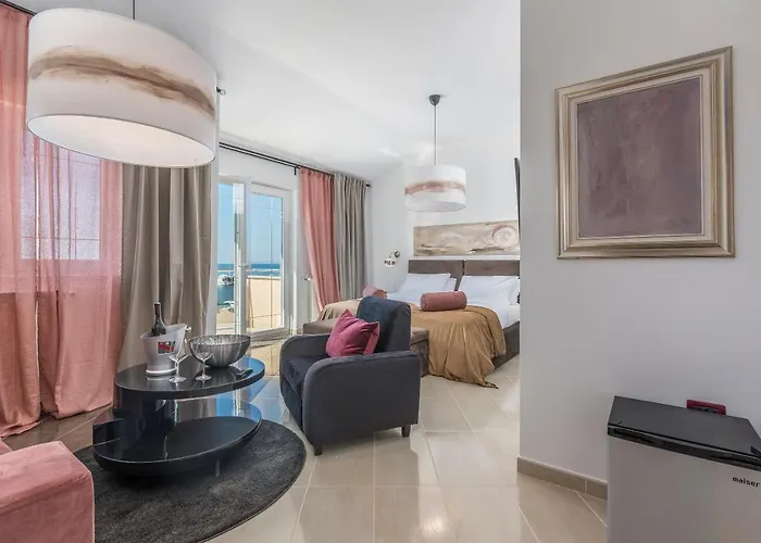Porto Πανσιόν Savudrija
